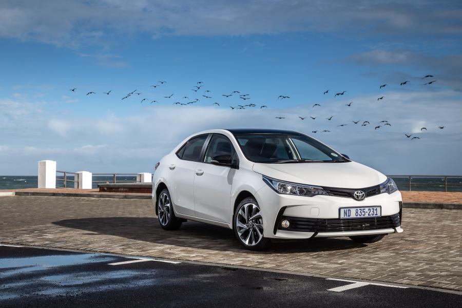  Toyota Corolla Prestige+ 2018 года  (ZA) (фото 1 из 9)